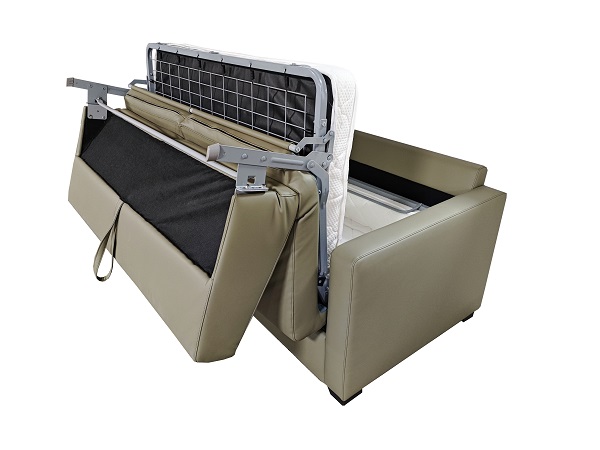 Italialaiset sohvat tuotiin Kiinaan.